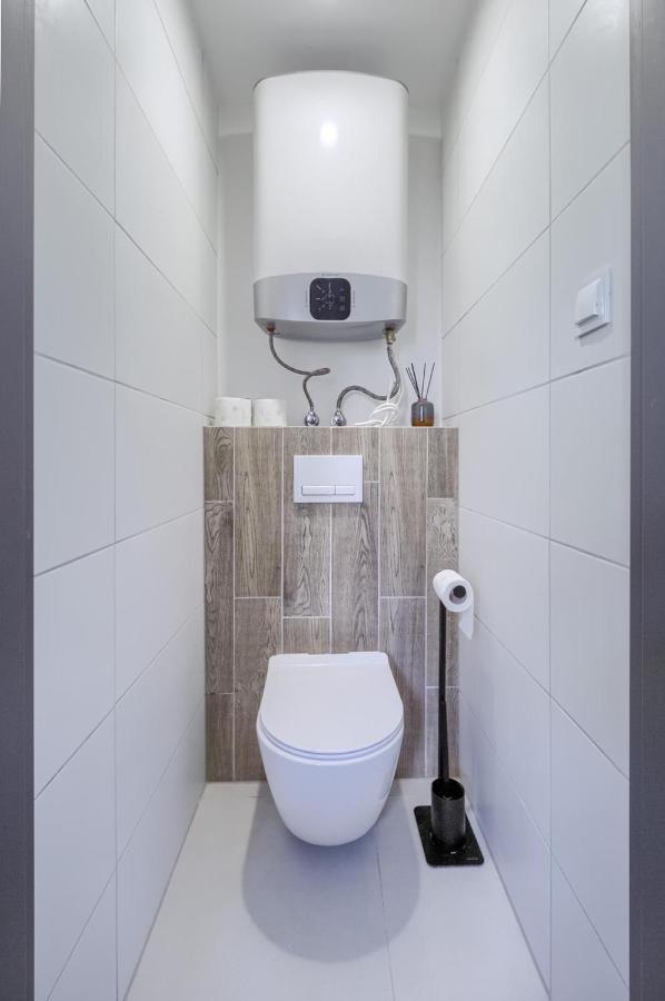 Niron Apartament Dabrowskiego Apartment ปีวา ภายนอก รูปภาพ